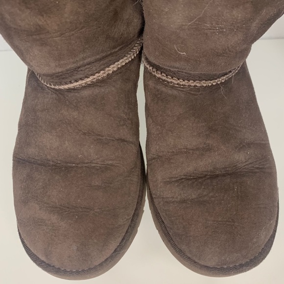 UGG Bailey Button Triplet Chocolate Boots - Picture 5 of 10
